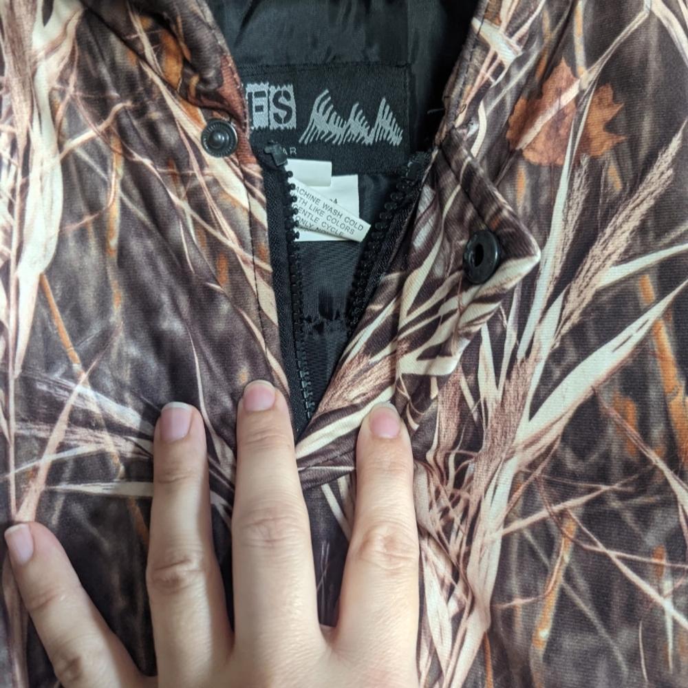 Camouflage Hooded Jacket - Picture 3 of 8